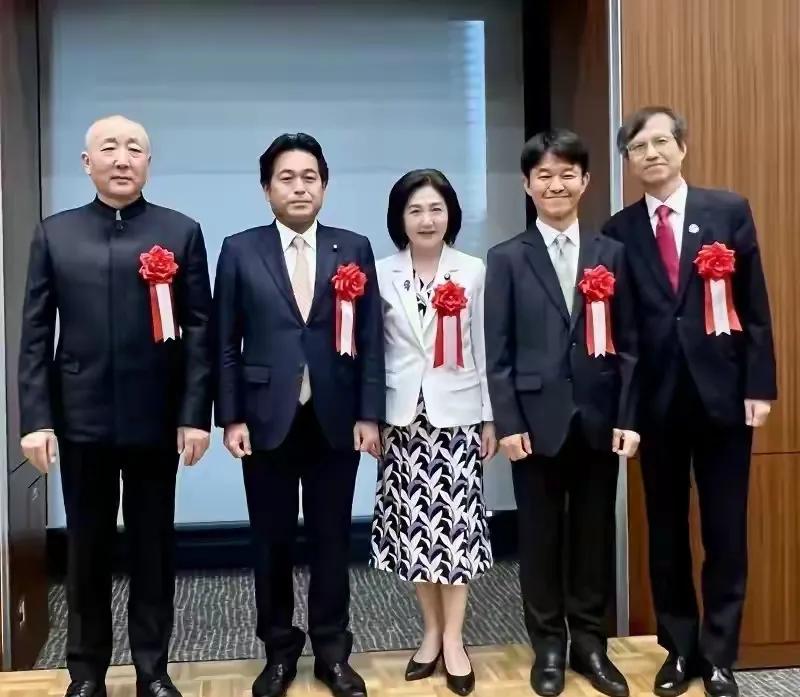 2025—2026中日韩文化交流年开幕式在日本东京举行