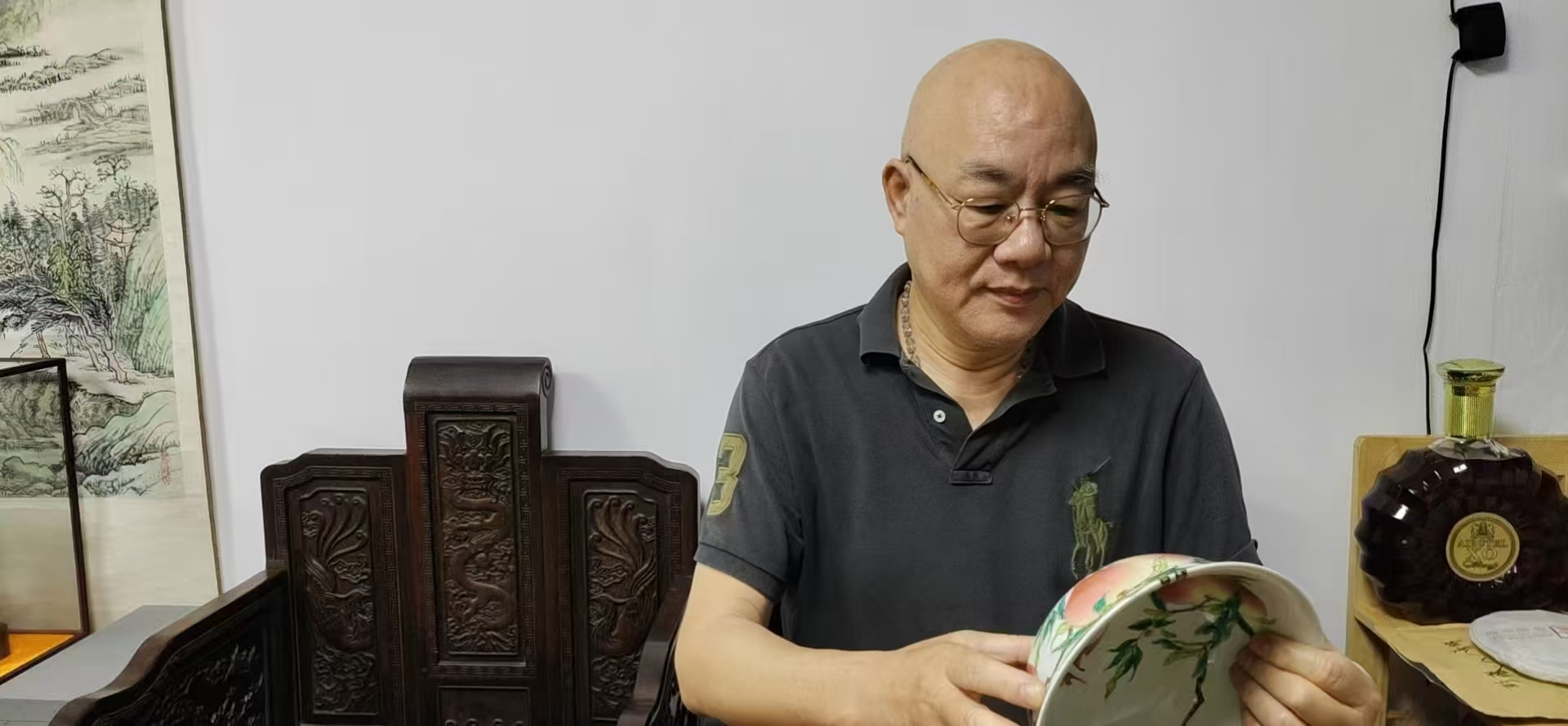 何应炜