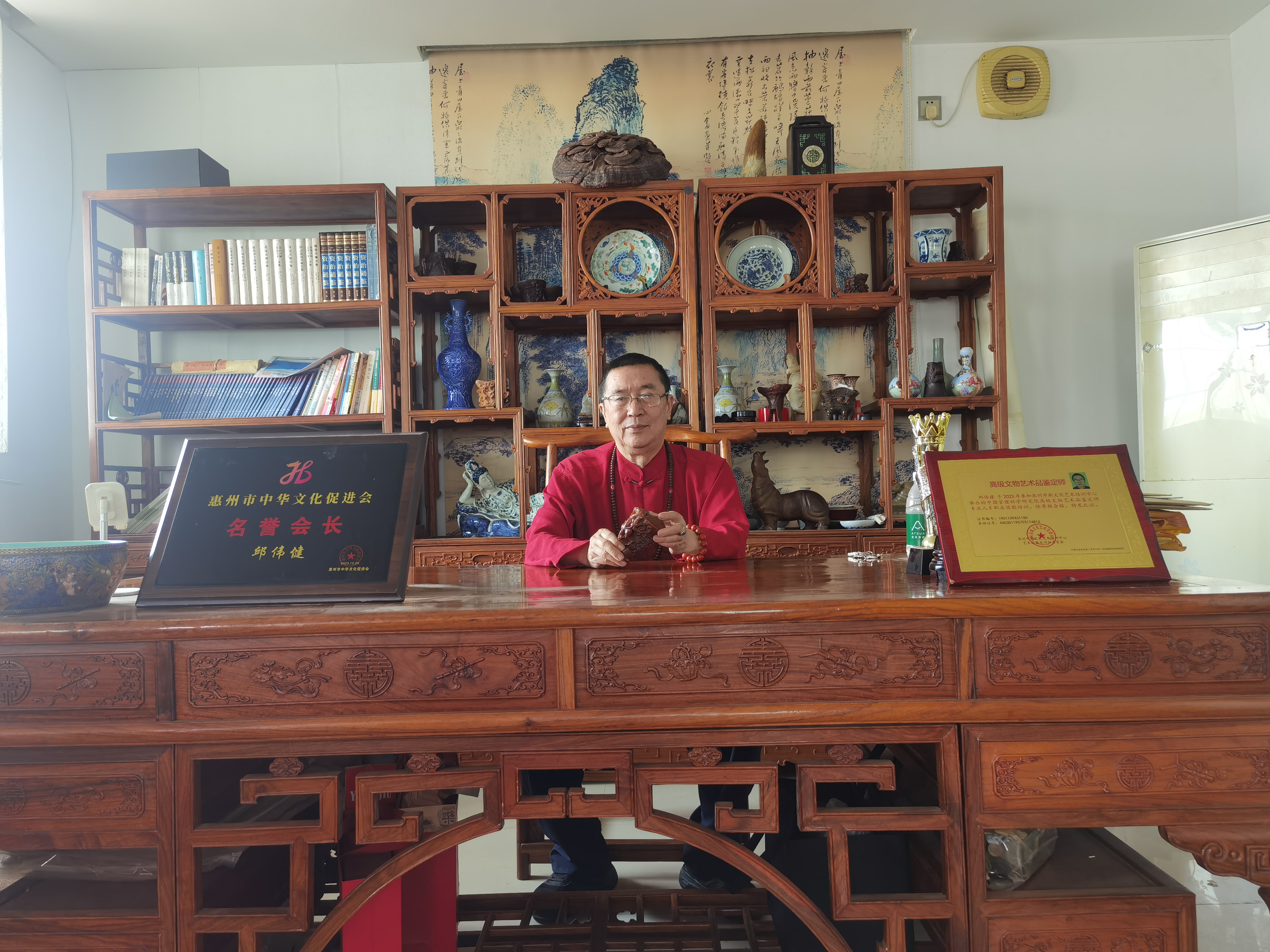 邱伟建