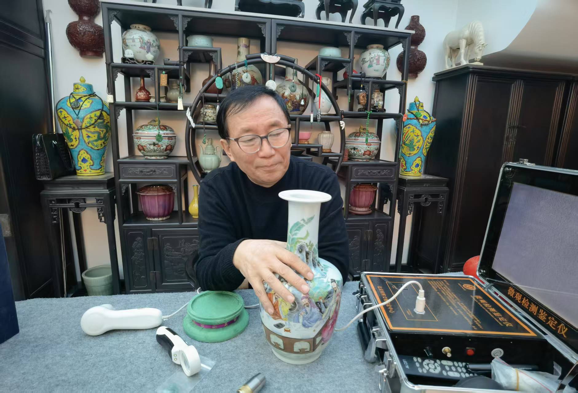 王伟